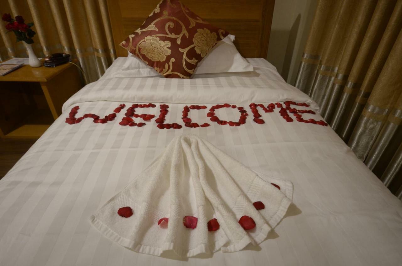Inle Strand Hotel Nyaung Shwe Exterior photo